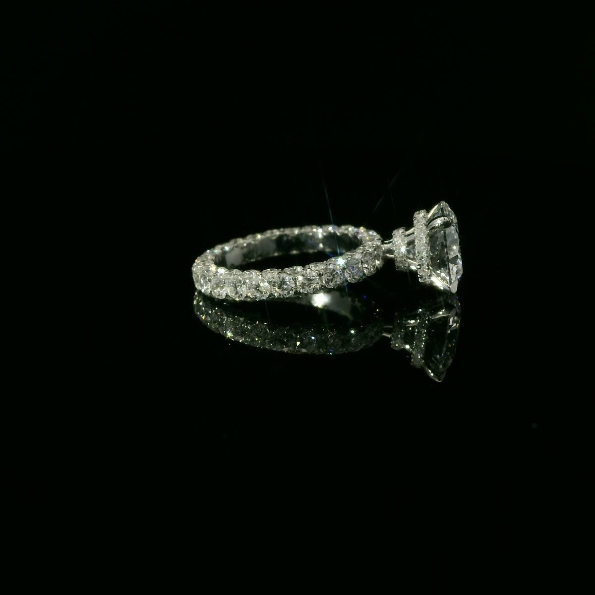 IGI RD 3ct D VVS2 18K Full Diamond Band 18k W/G
