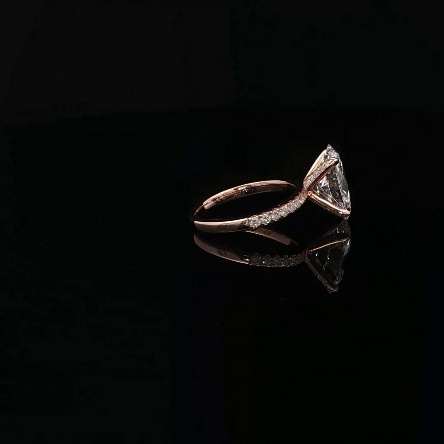 IGI Oval 3.09ct D VVS2