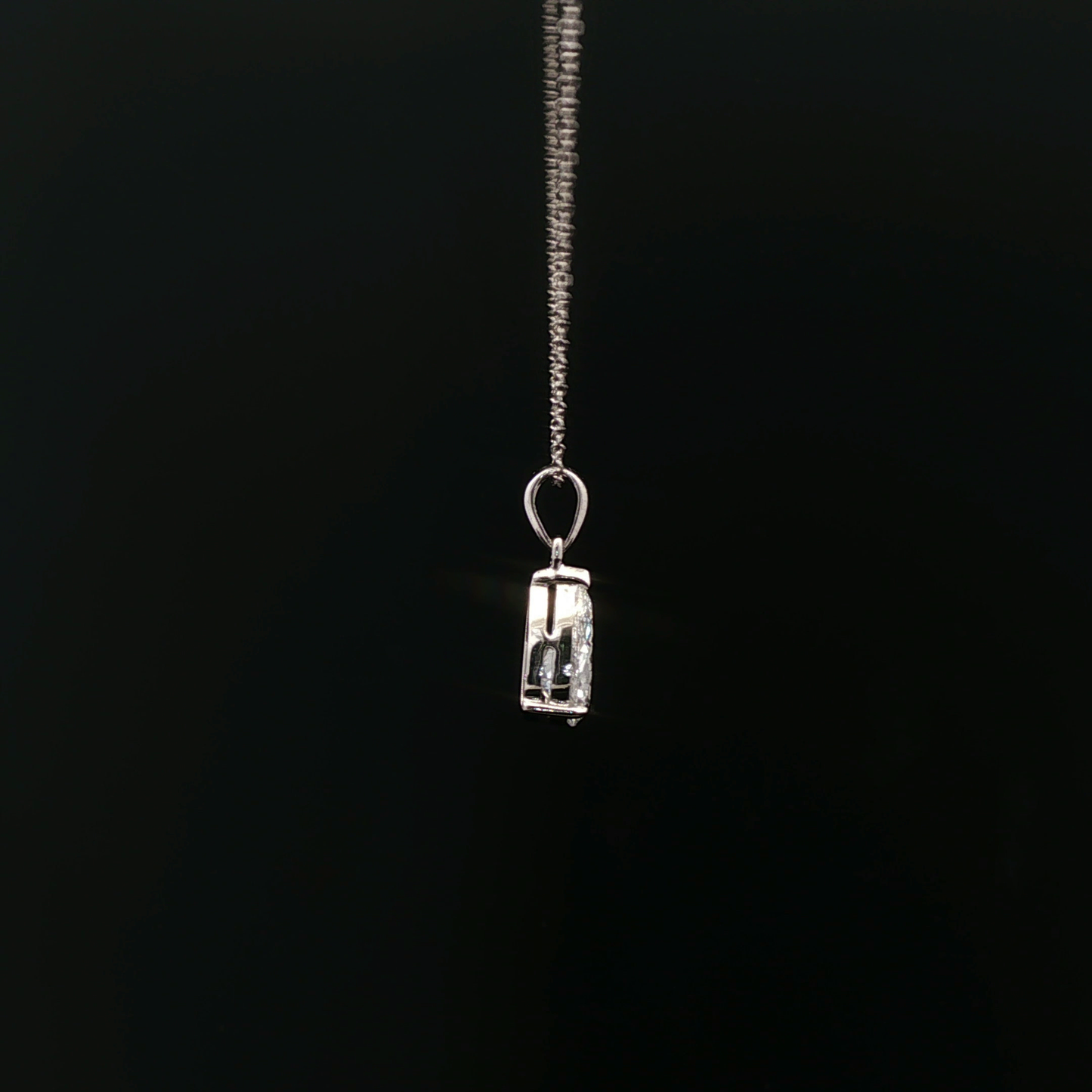 IGI Pear 1.56ct D VV2
