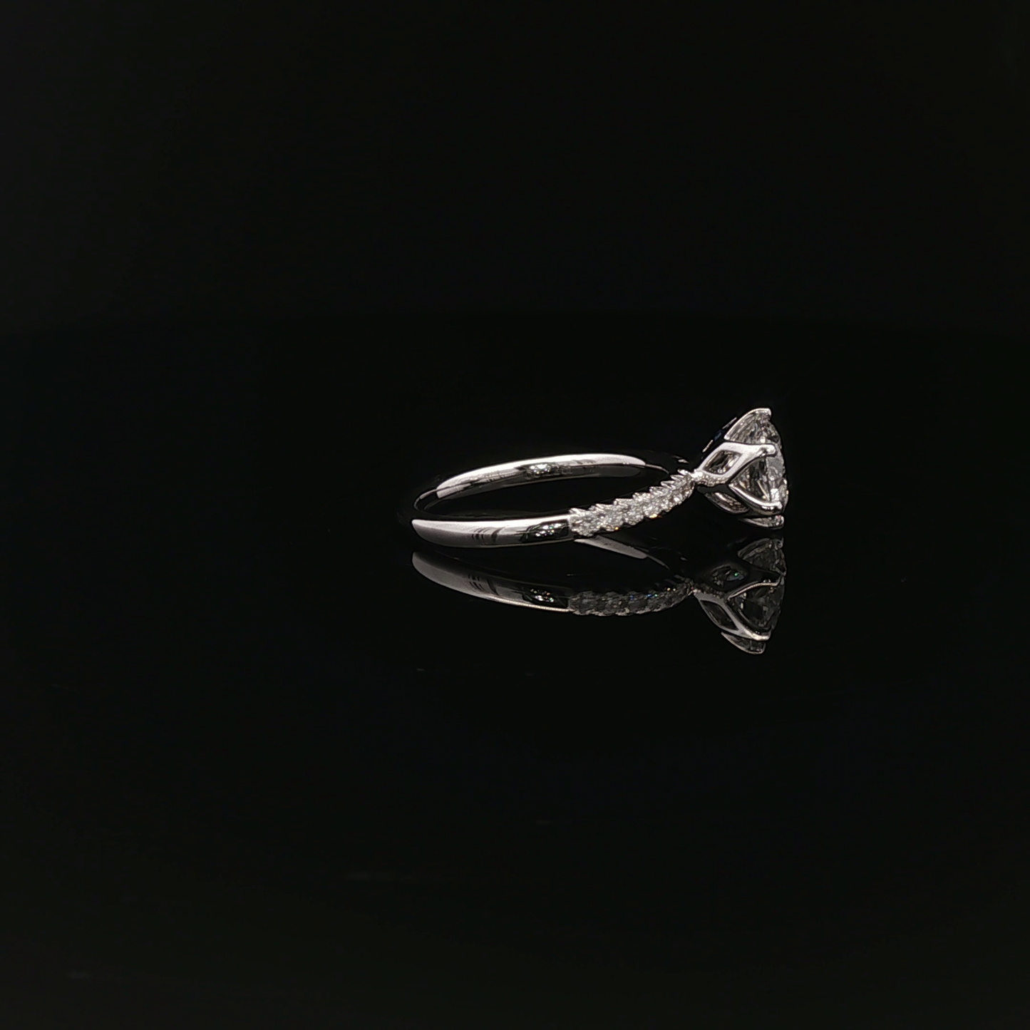 IGI Rd 1.51ct D VVS2 - 11,900$ HKD