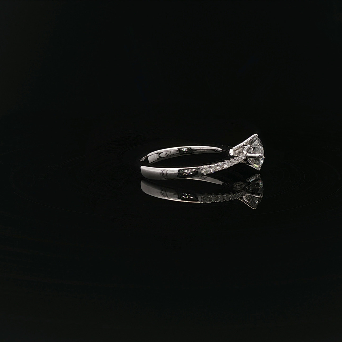 IGI Rd 1.02ct D VVS1 - 9,500$ HKD