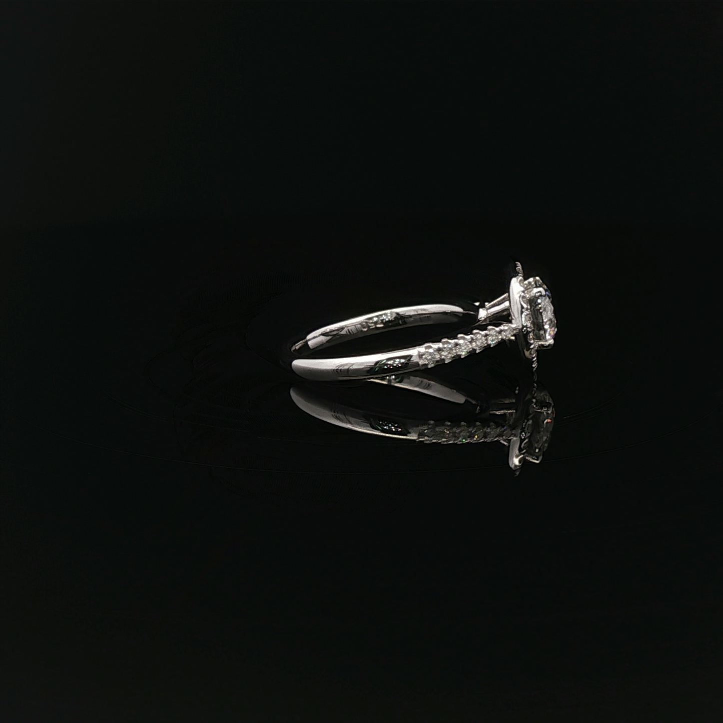 IGI Rd 1.02ct D VVS1 - 11,900$ HKD