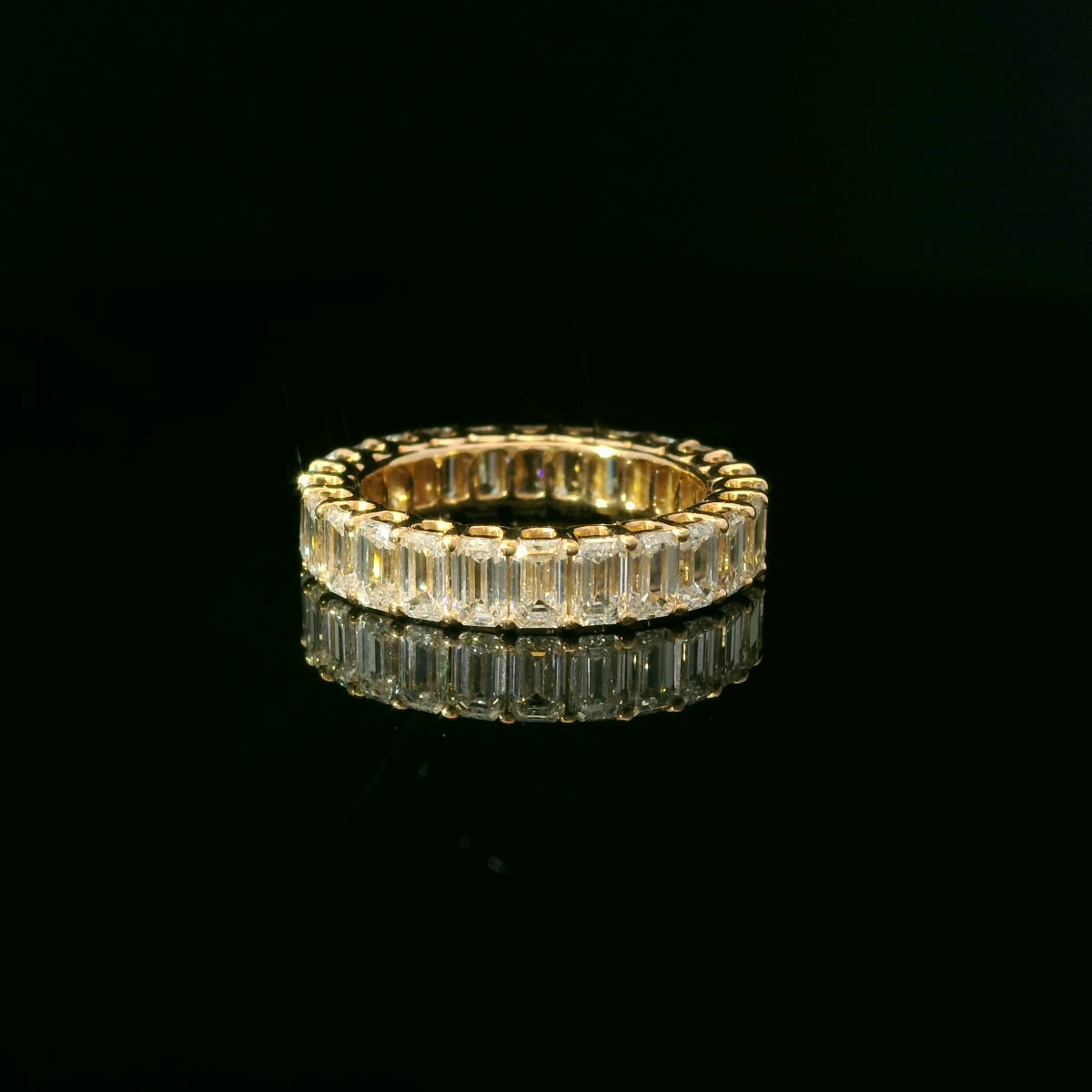 Emerald 0.20ct Each - 13,900$ HKD