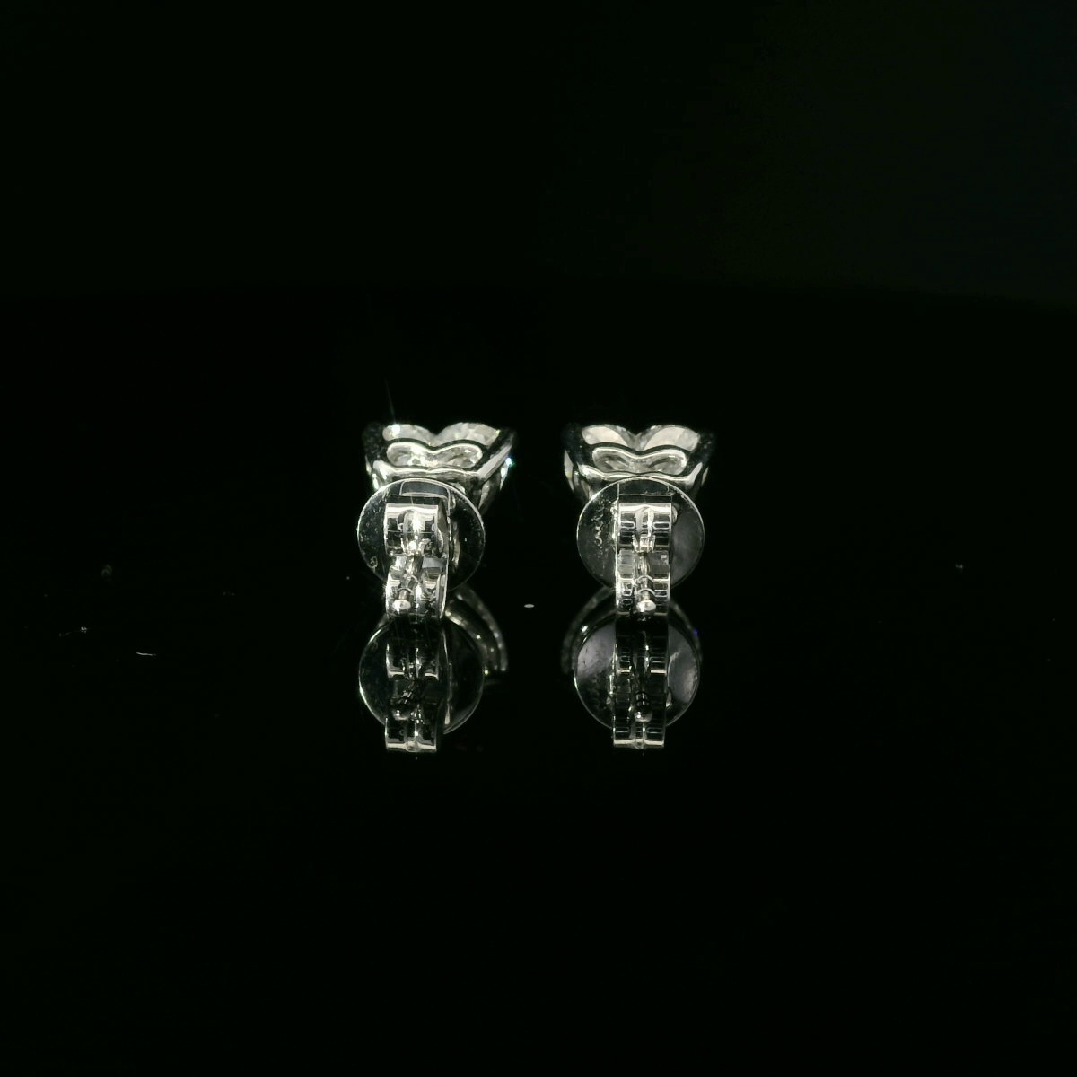 IGI Heart Shape Earrings 1ct Each D VS1