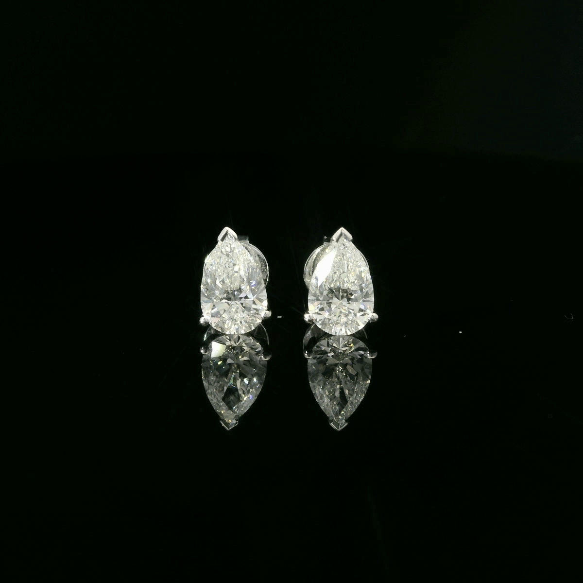Pear 1ct Each - 8,500$ HKD