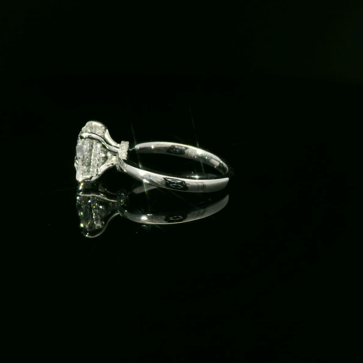 IGI RD 3.03ct D VVS 18K W/G