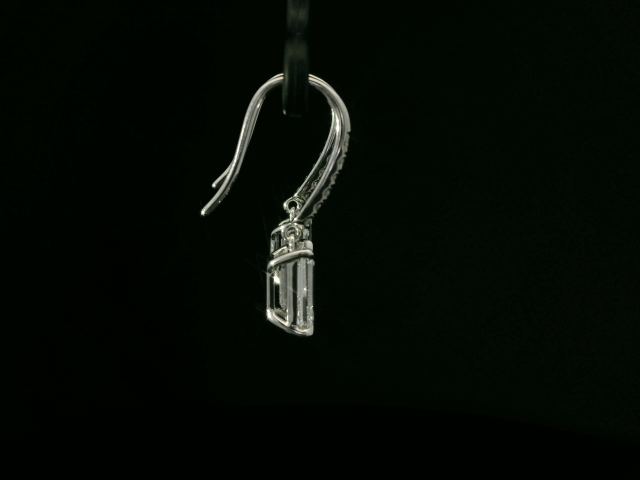 IGI Emerald 1.5ct Each - 10,500$ HKD