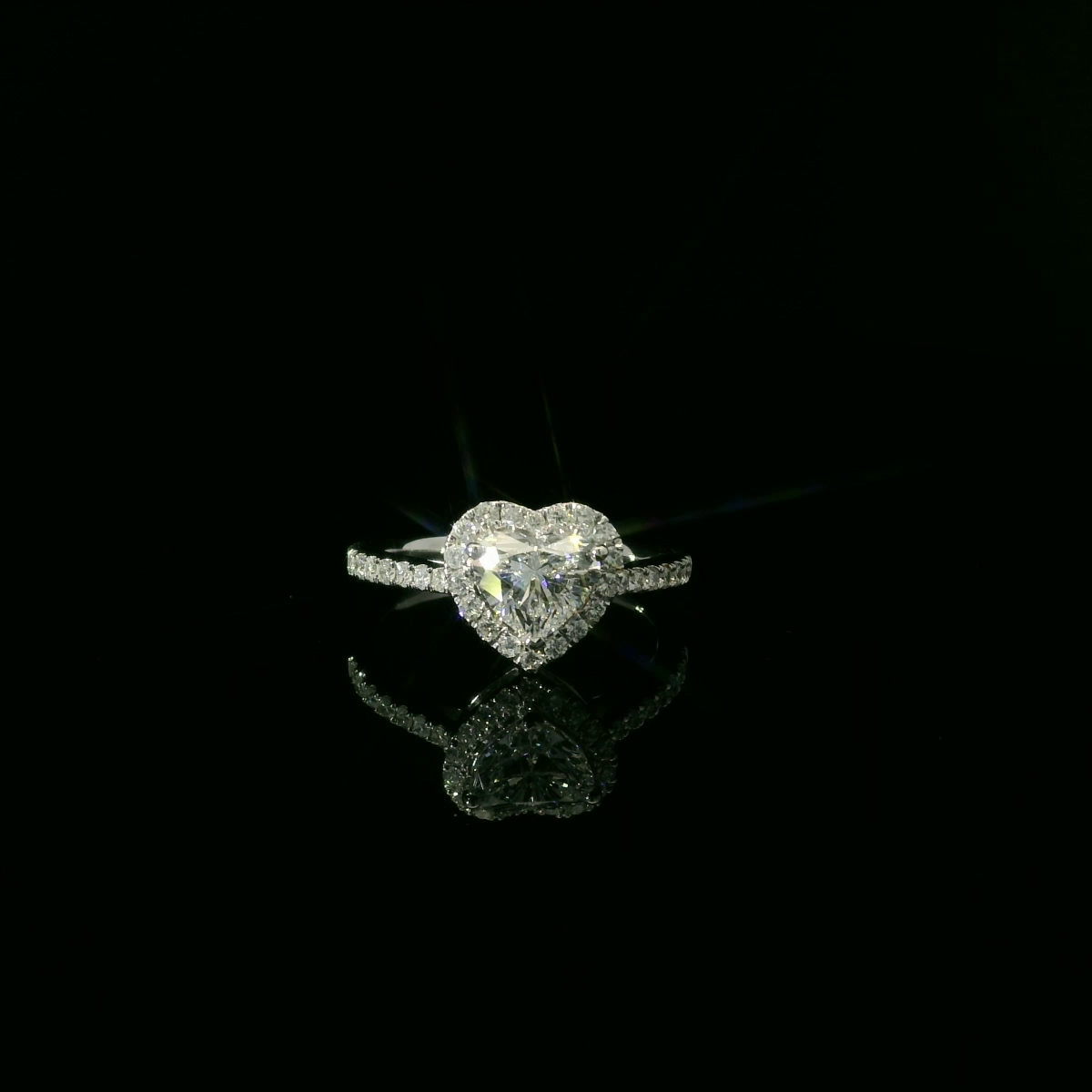 GIA 1.00ct HS D VVS2 18k W/G