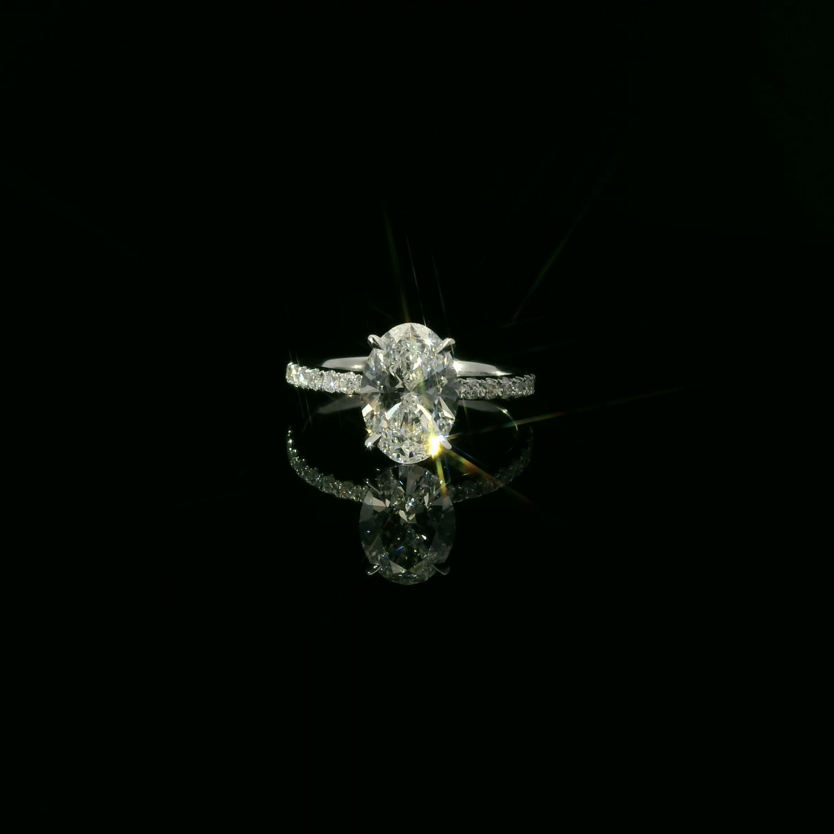 IGI OVAL 1.79ct D VS1 18K W/G