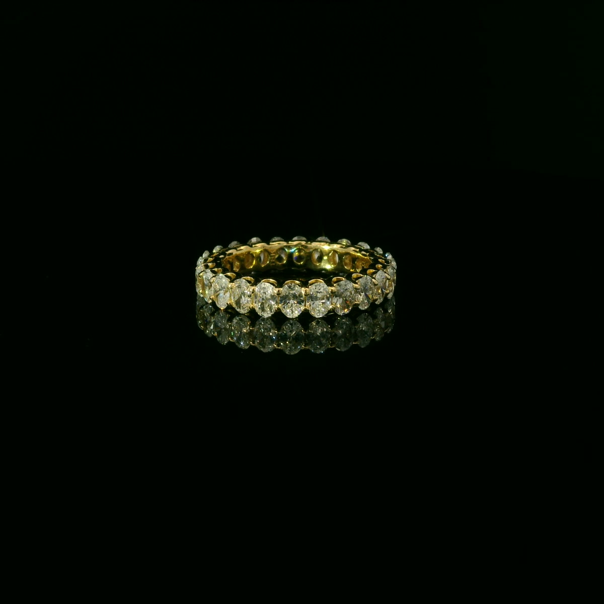 Oval 0.10ct Each - 12,500$ HKD