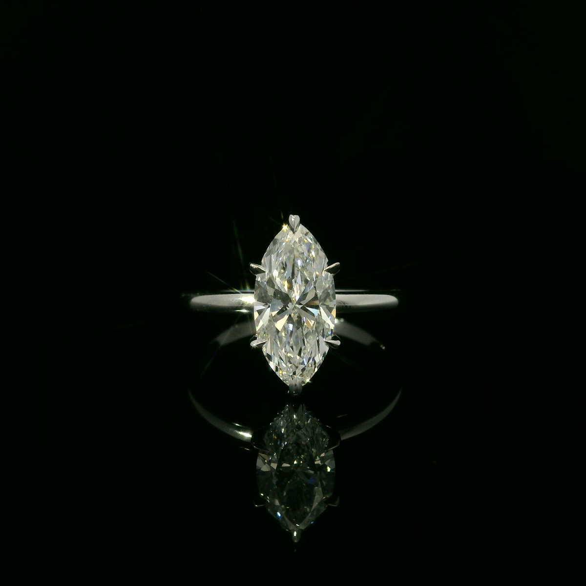 IGI Lab Grown Marquise 1.85ct D VS1 18k W/G