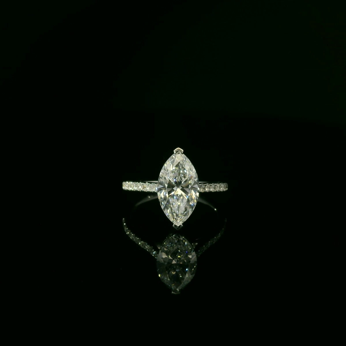 IGI Marquise 2.58ct D VVS2 18k W/G