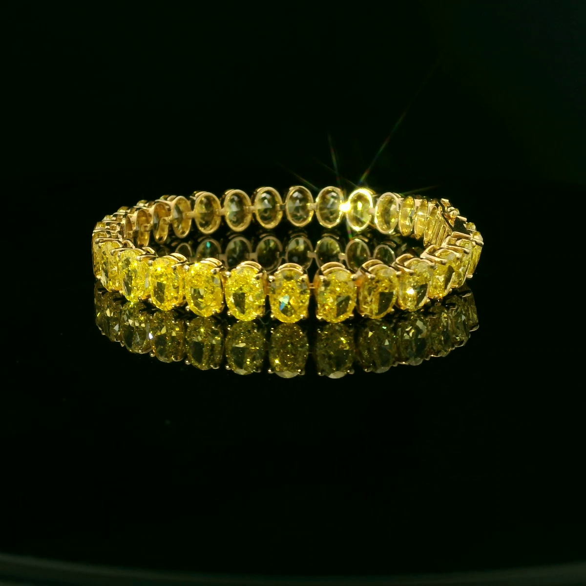 Yellow Gold Tennis Bracelet with Cabochon Citrines