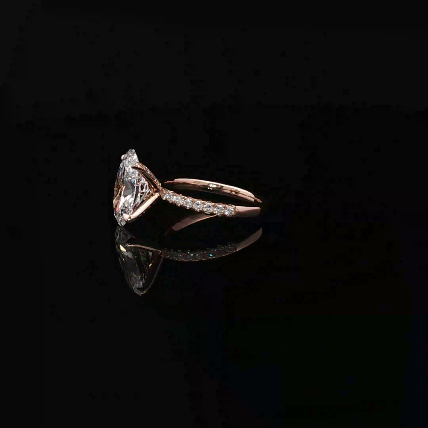 IGI Oval 3.09ct D VVS2