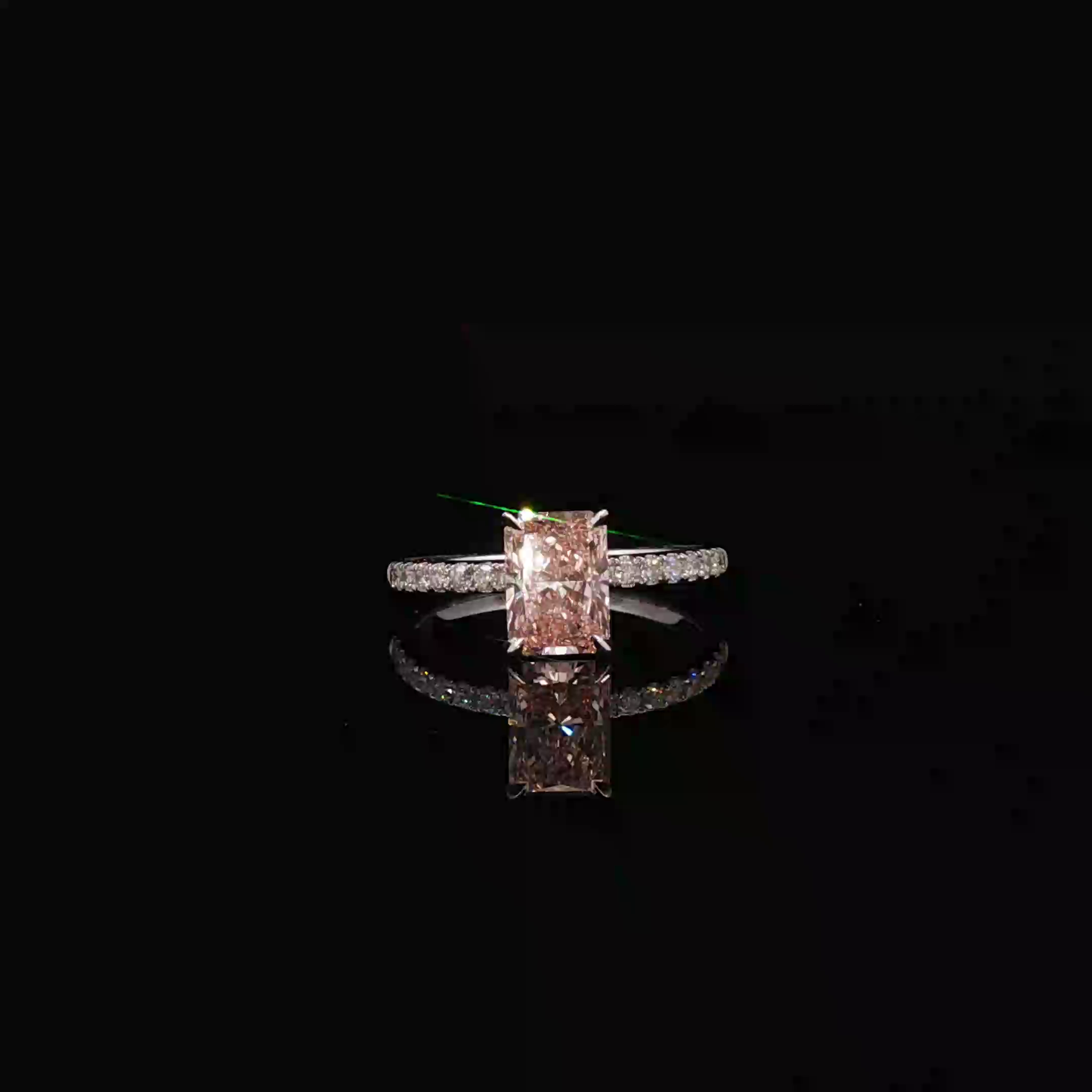 IGI Radiant 1.51ct Fancy Vivid Pink VS1