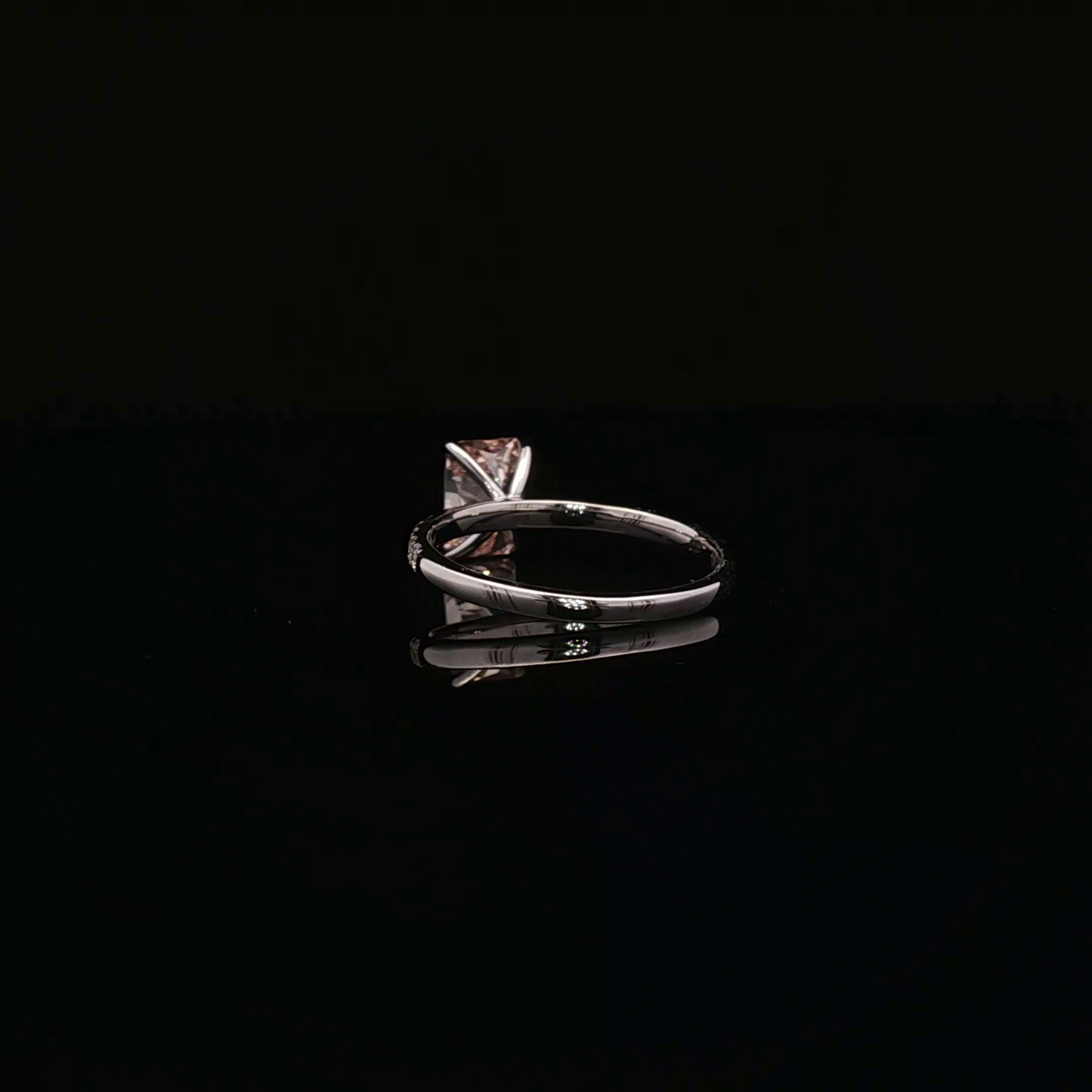 IGI Radiant 1.51ct Fancy Vivid Pink VS1