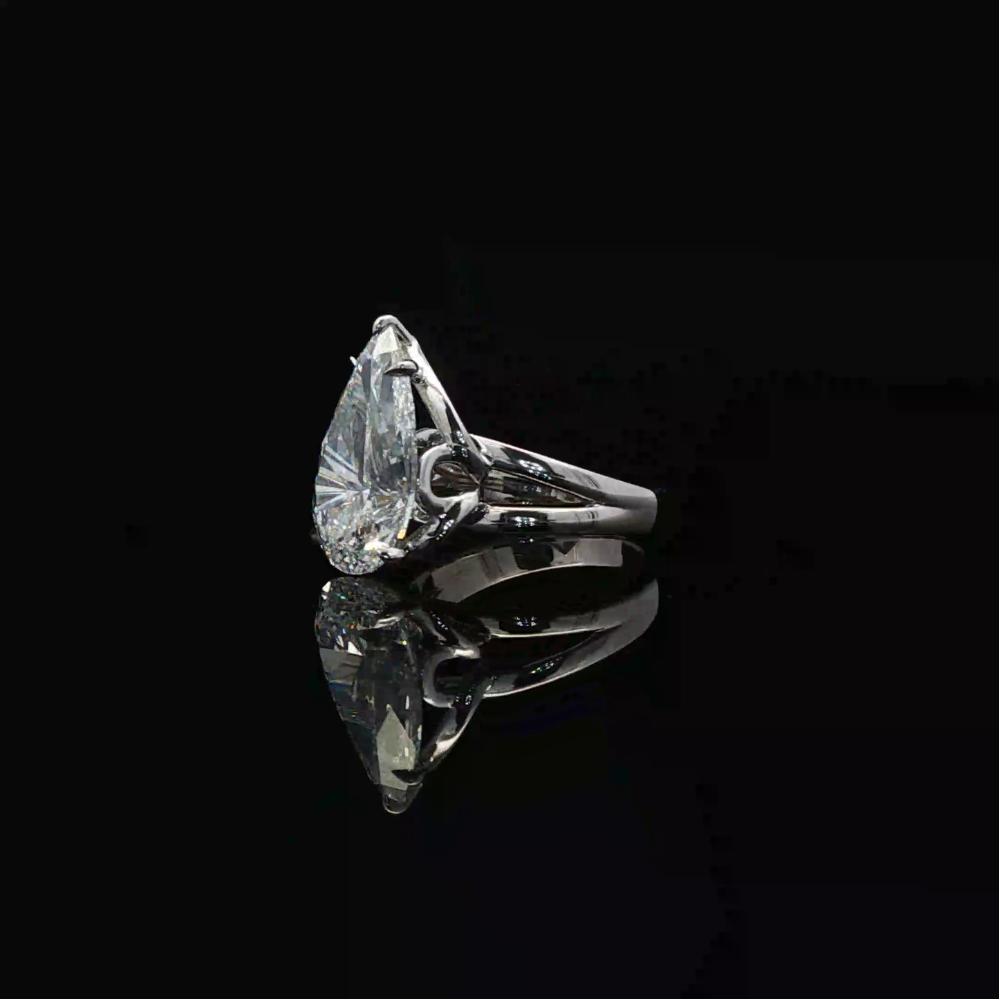IGI Pear Cut 6.09ct E VS1