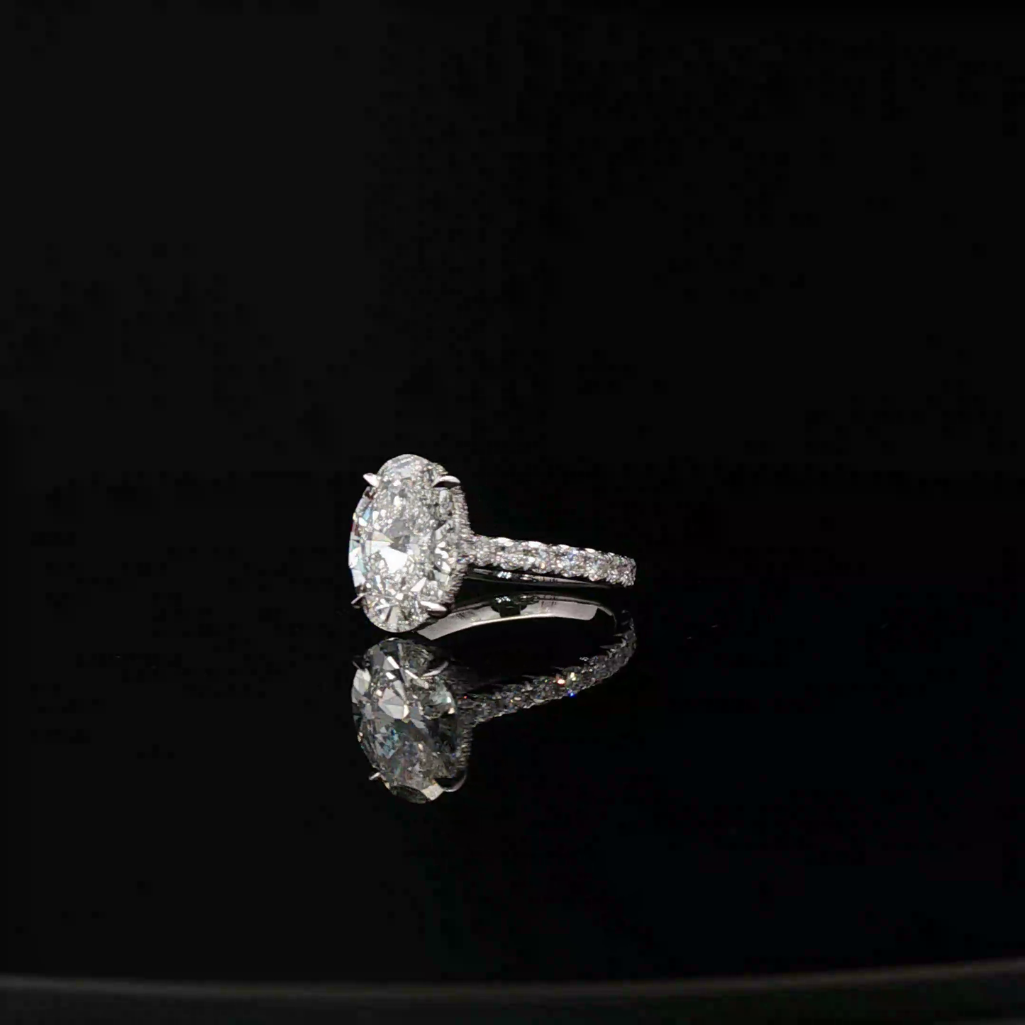 IGI Oval 3.51ct D VVS2