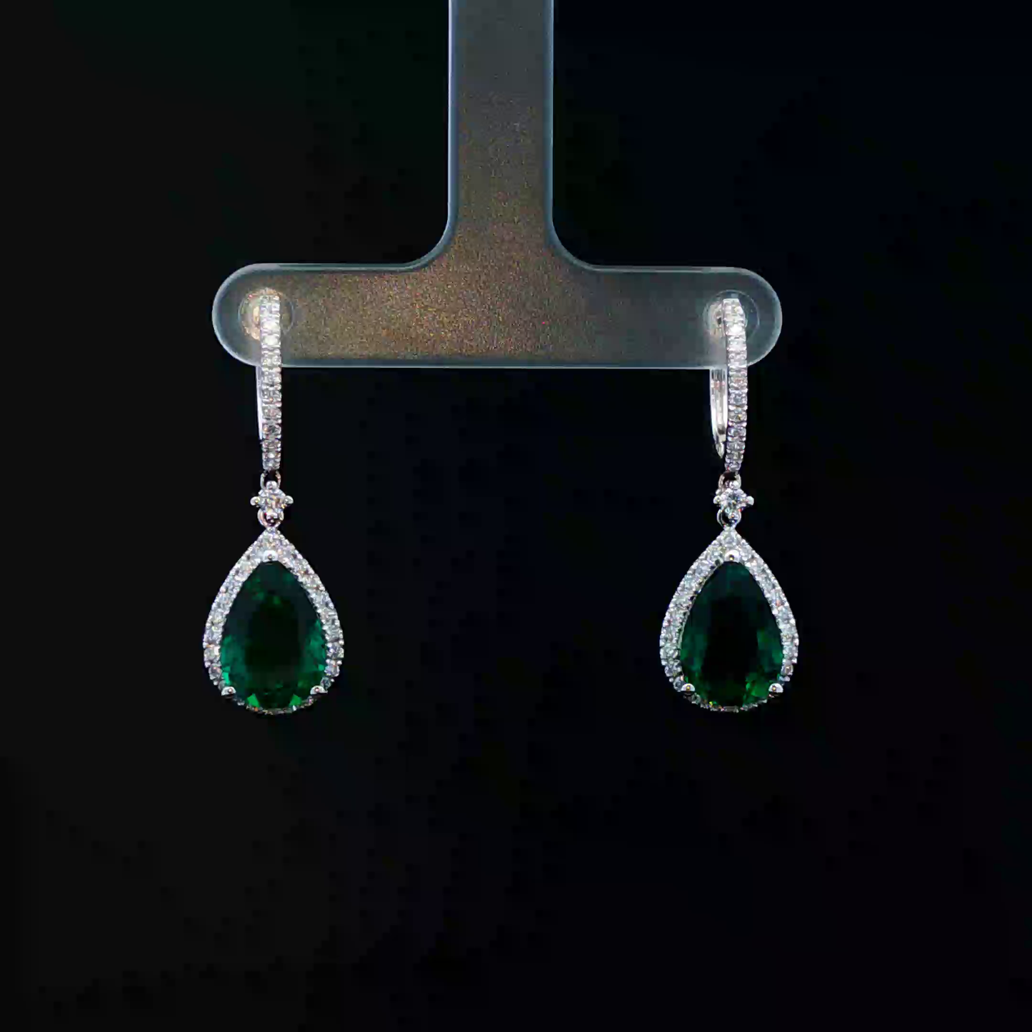 Vivid Bluish Green Emerald Earrings - 10,500$ HKD