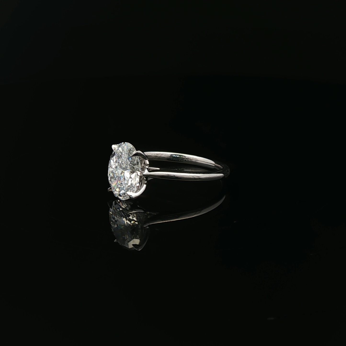 IGI 2.06ct D VVS2 Oval
