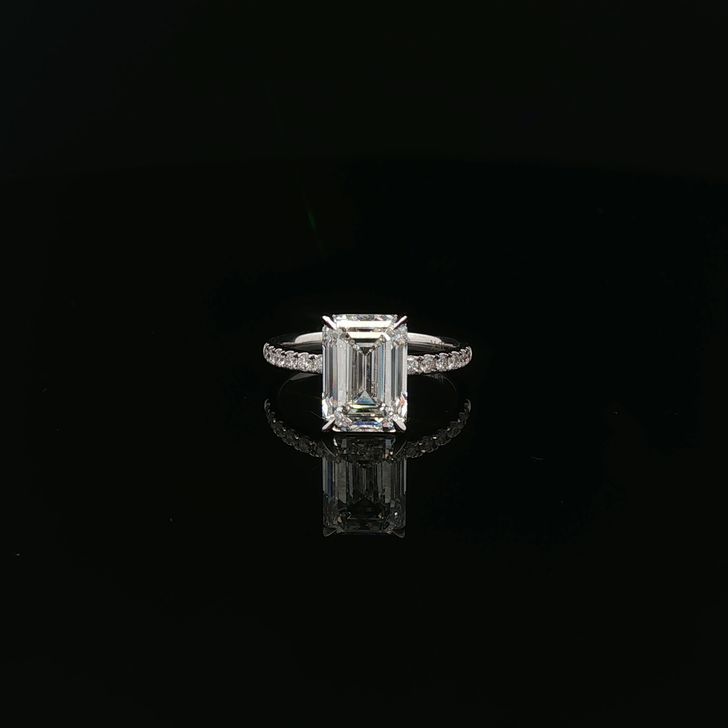IGI 3.02ct Emerald E VS1 18K/W PAVE RING