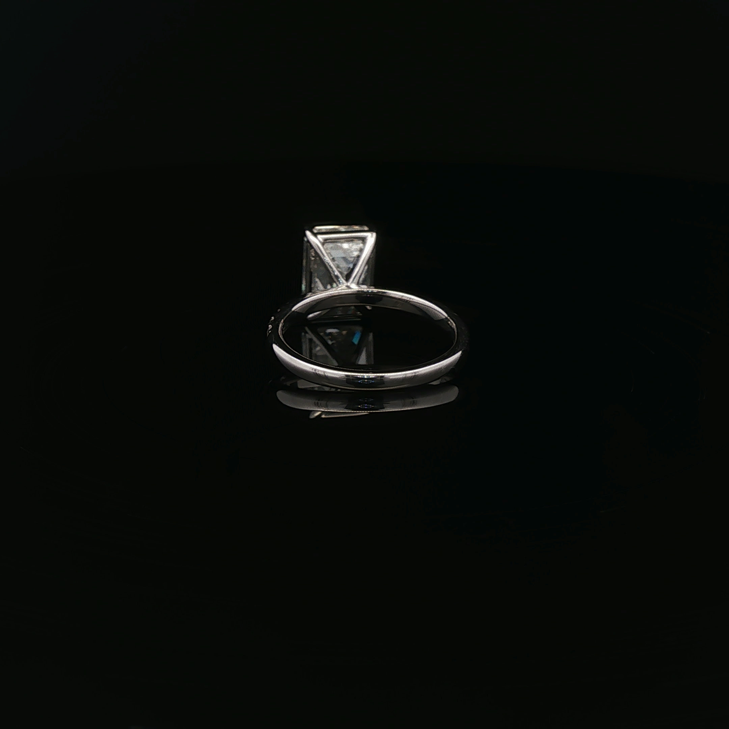 IGI 3.02ct Emerald E VS1 18K/W PAVE RING
