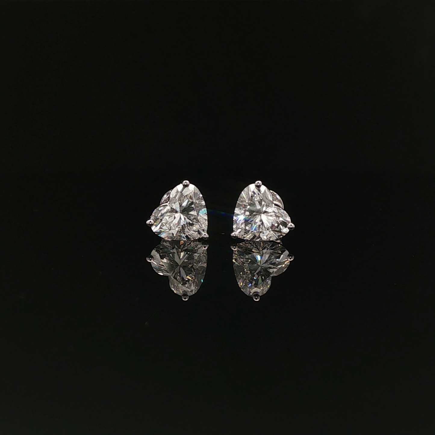 Heart 1.8ct Each  - 11,500$ HKD