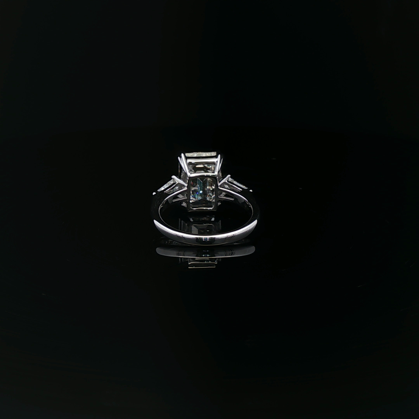 Emerald-Cut Diamond Multistone Ring in White Gold and Platinum