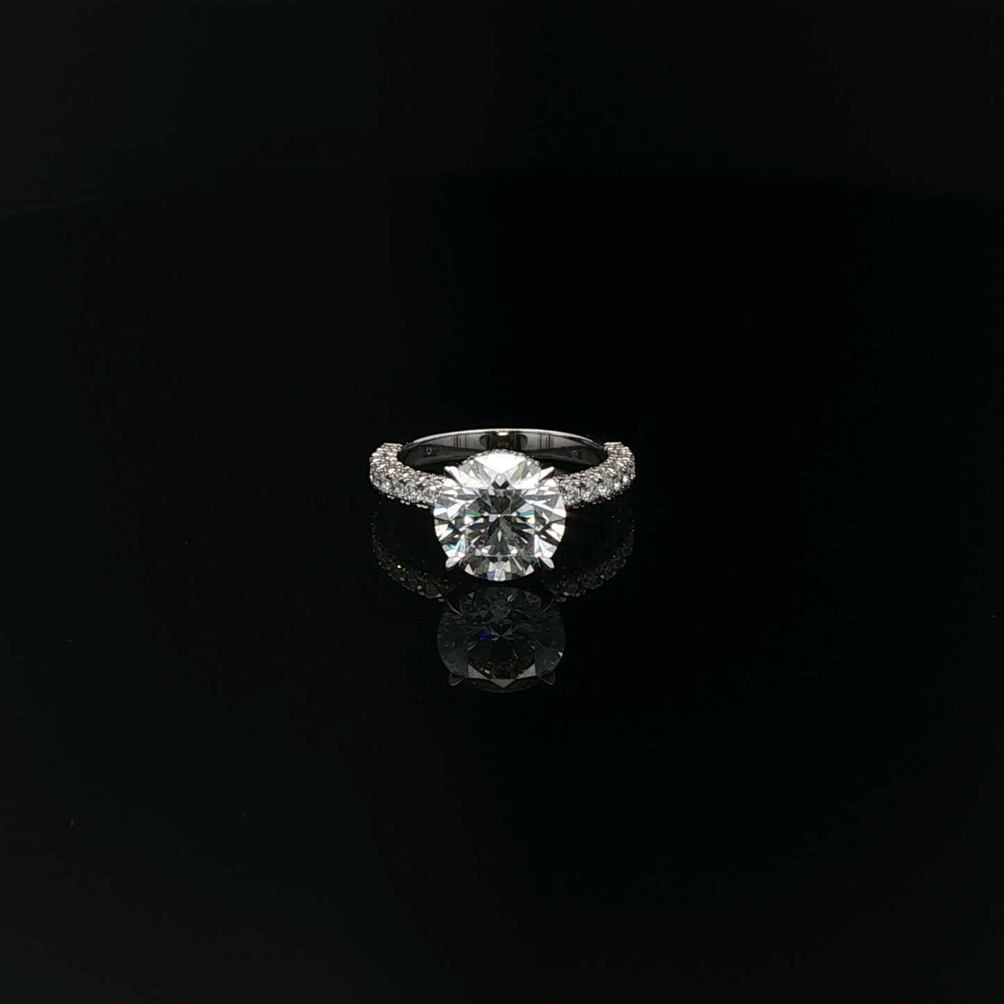 IGI Round 2.58ct D VVS2 18k/W