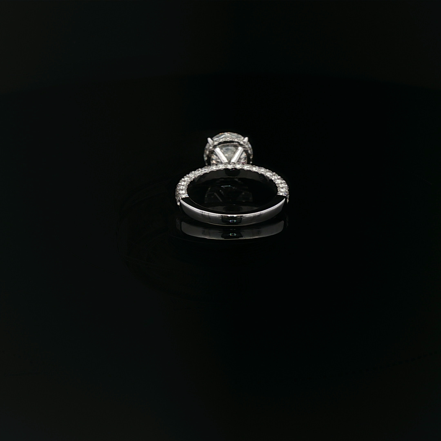 IGI Round 2.58ct D VVS2 18k/W