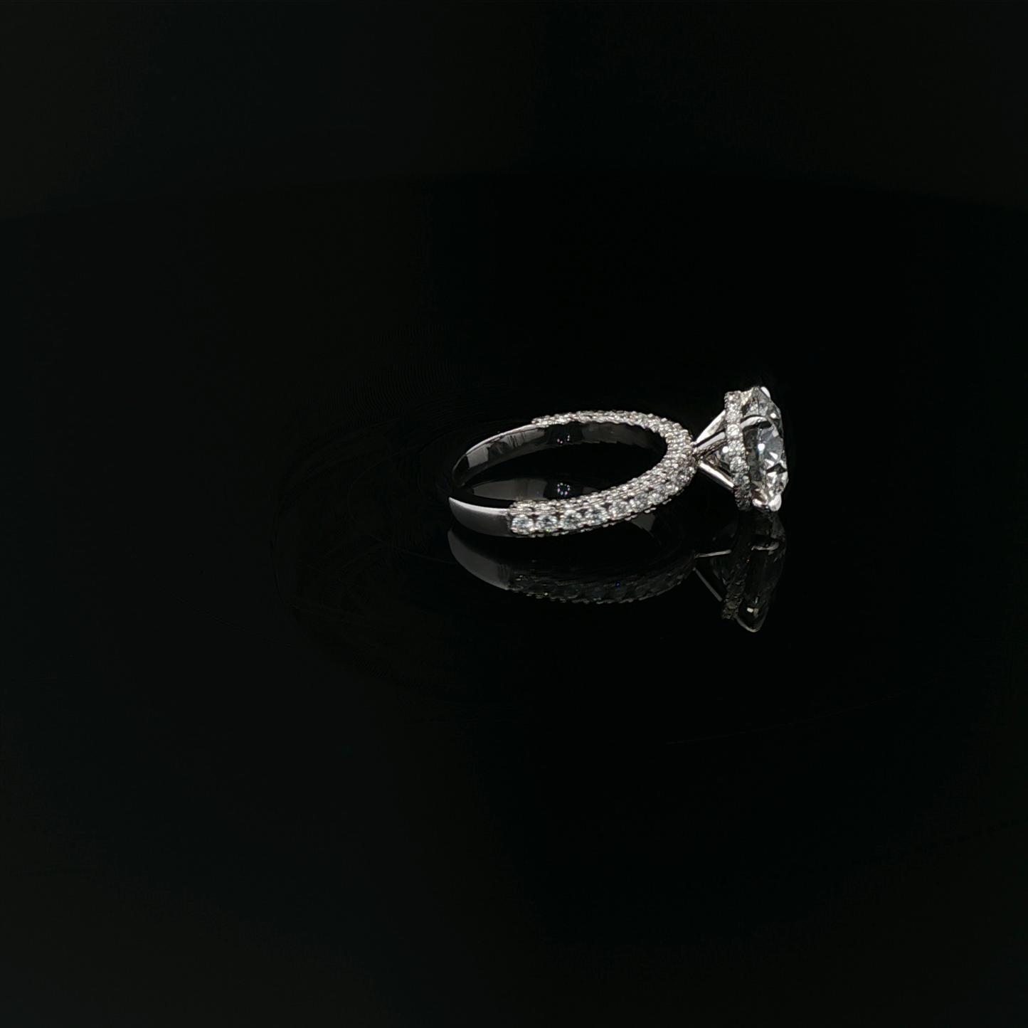 IGI Round 2.58ct D VVS2 18k/W