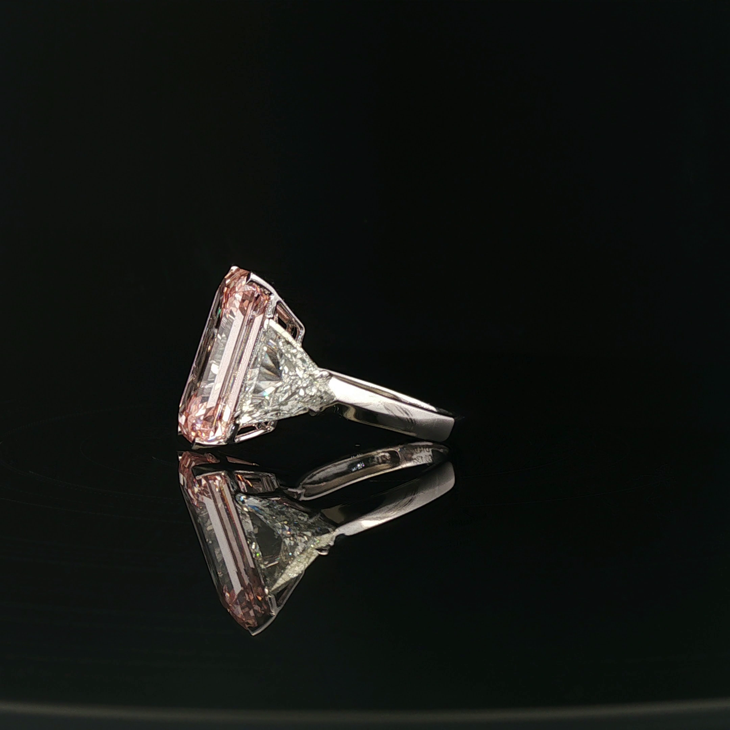 IGI Emerald 14.04ct Fancy Intense Pink 18K/W