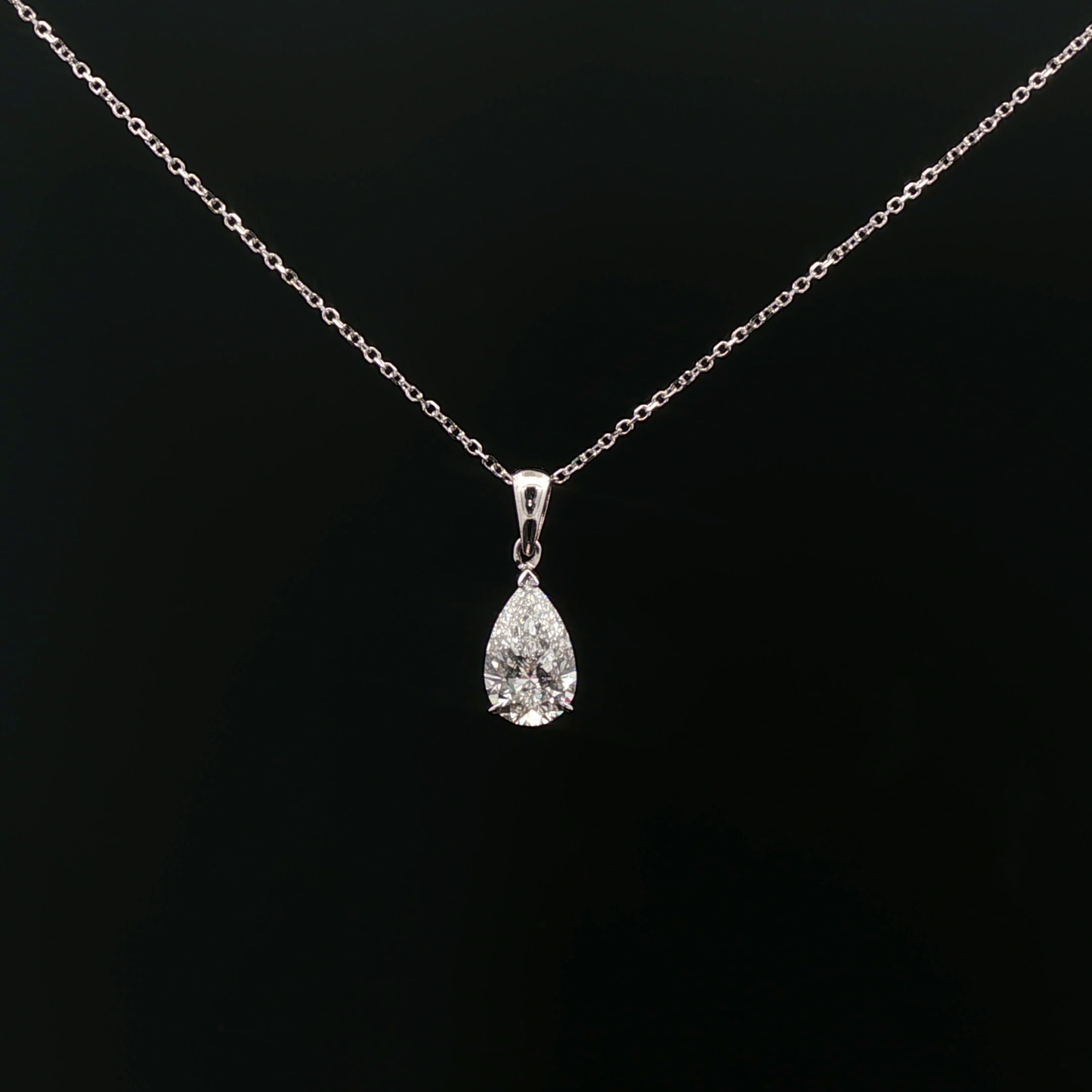 IGI Pear 1.56ct D VV2