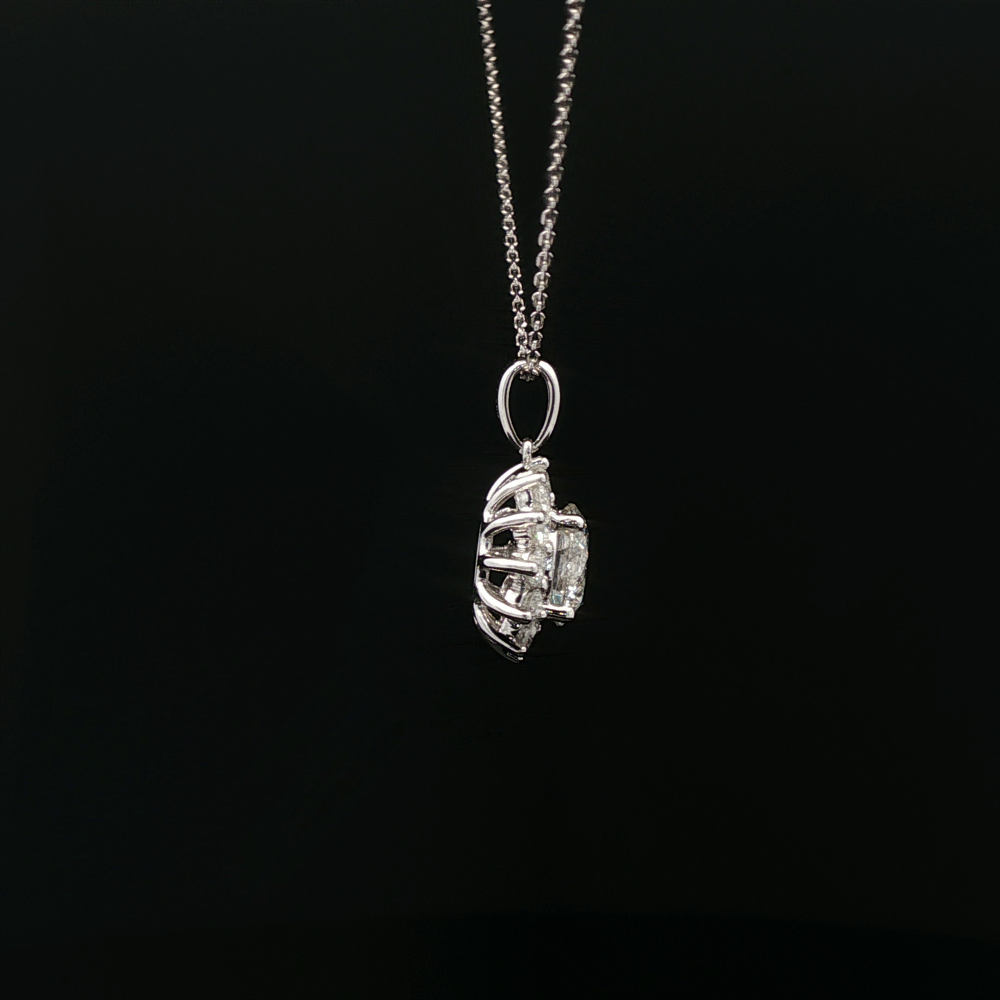 IGI Round 3.01ct D VVS2 with Halo 18K/W Pendent