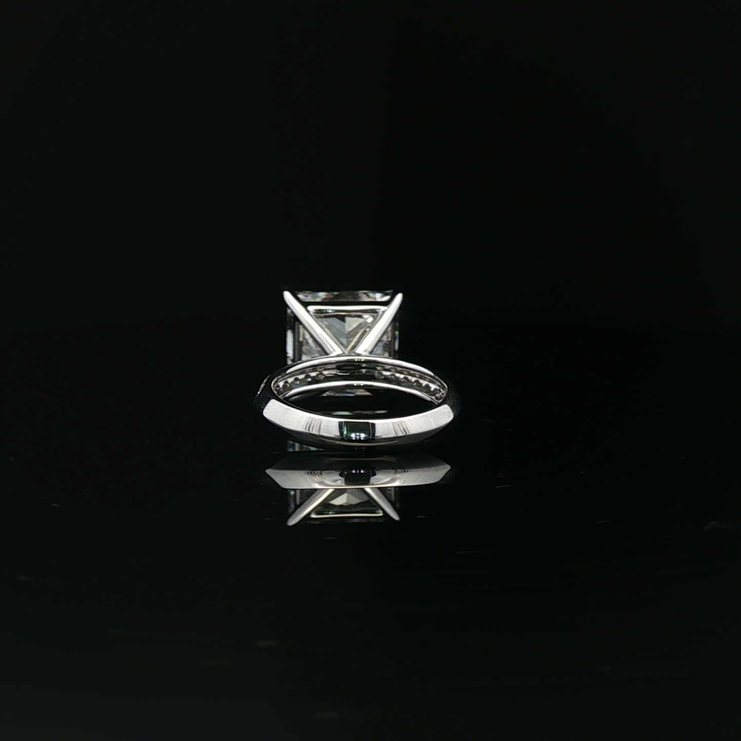 IGI Princess 10.17ct D VVS2 18K/W