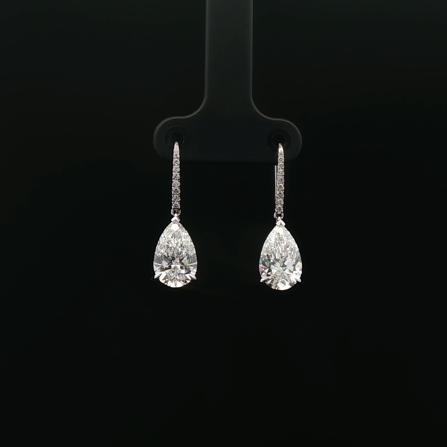 IGI 2.04ct+2.08ct Pear D VVS2 18k/W Dangle Earring