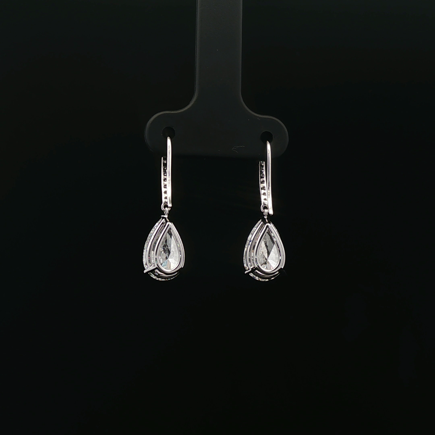 IGI 2.04ct+2.08ct Pear D VVS2 18k/W Dangle Earring