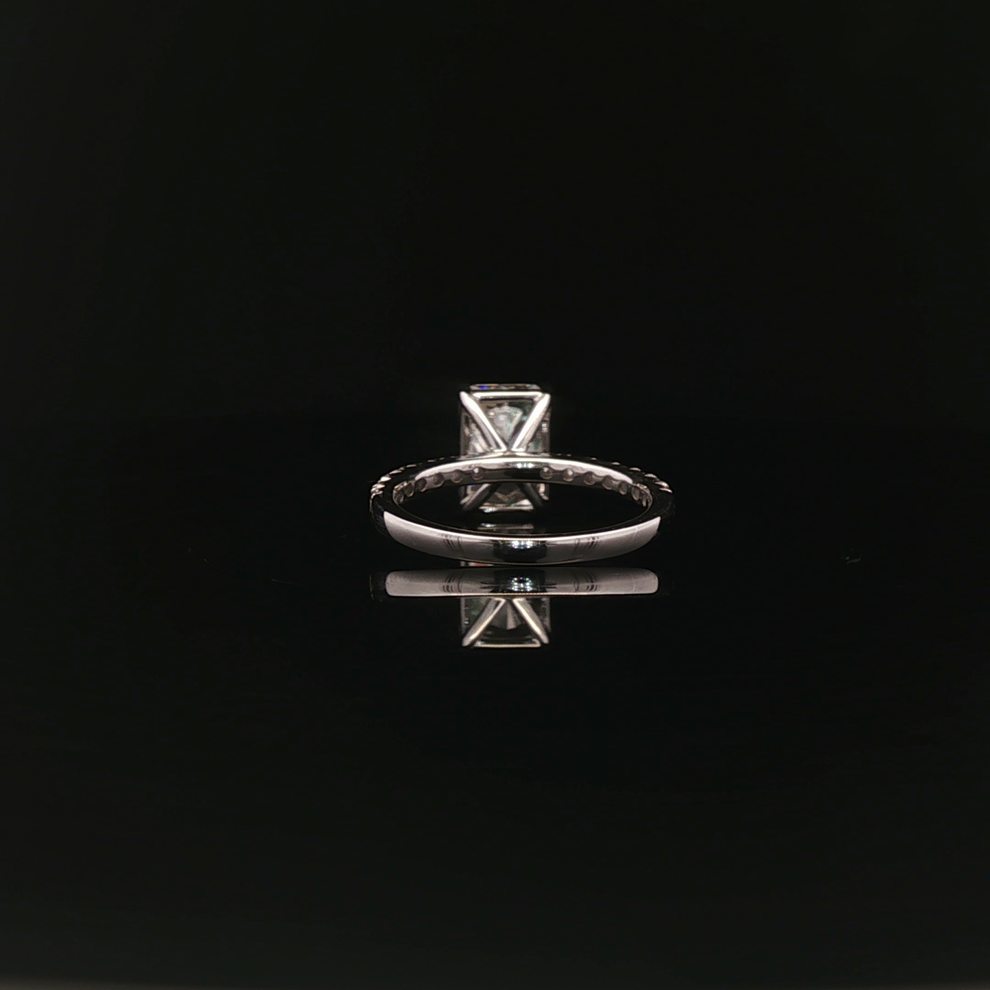 IGI Radiant 2.06ct D VVS2 18K/W