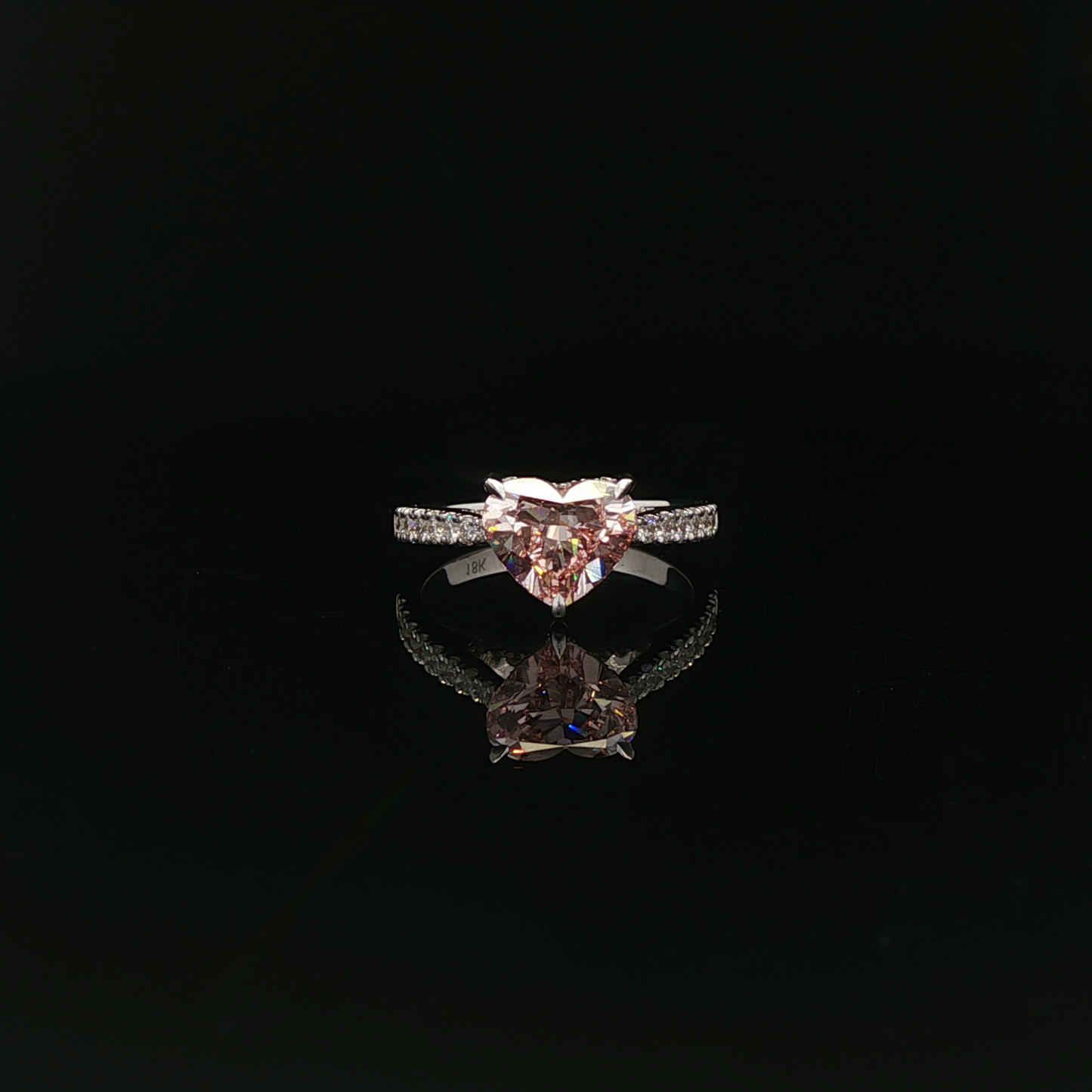 IGI HEART Fancy Intense Pink VVS2 2.08ct 18K/W