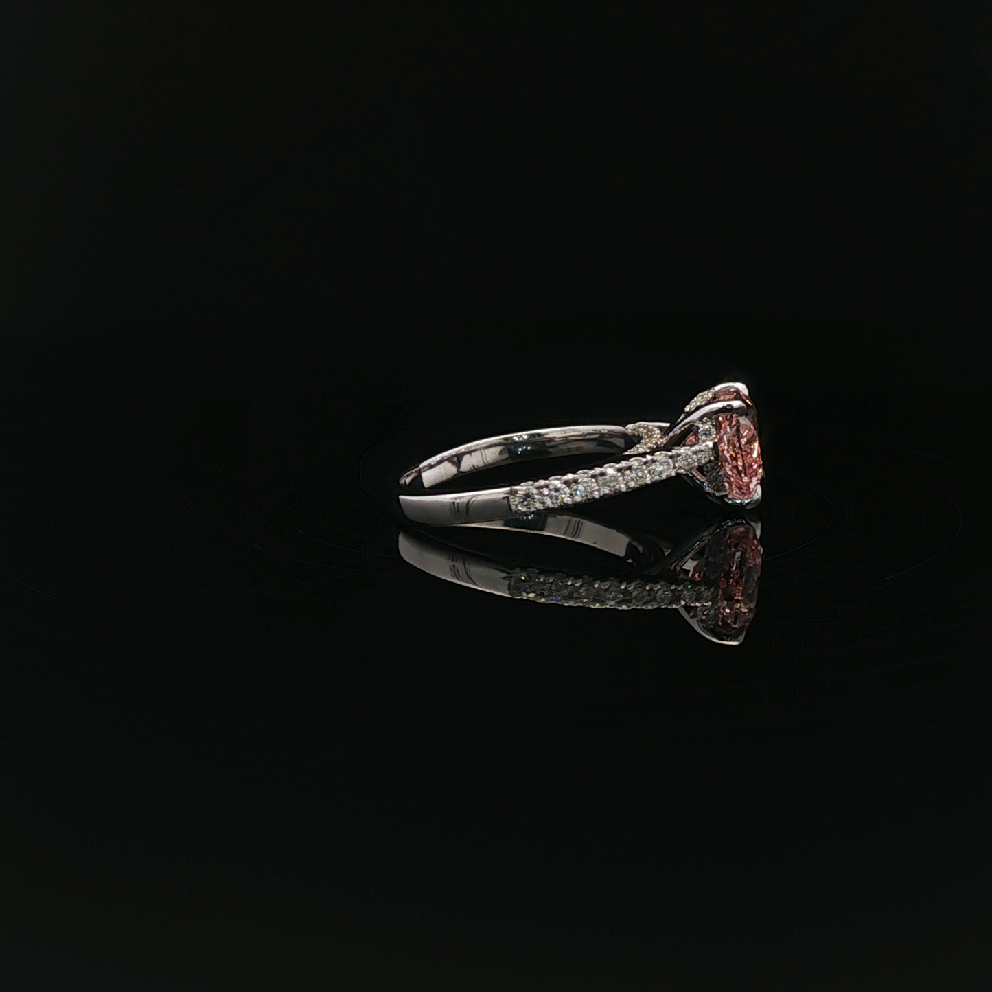 IGI HEART Fancy Intense Pink VVS2 2.08ct 18K/W