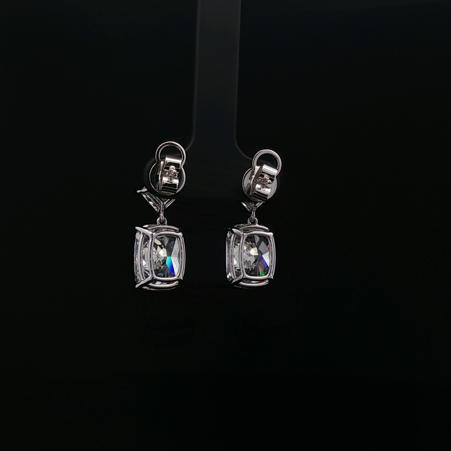 IGI Cushion 5.08ct D VVS2 +5.09ct D VS1 & IGI PRINCESS 1.01ct+1.02ct D  dangle earring 18k/W