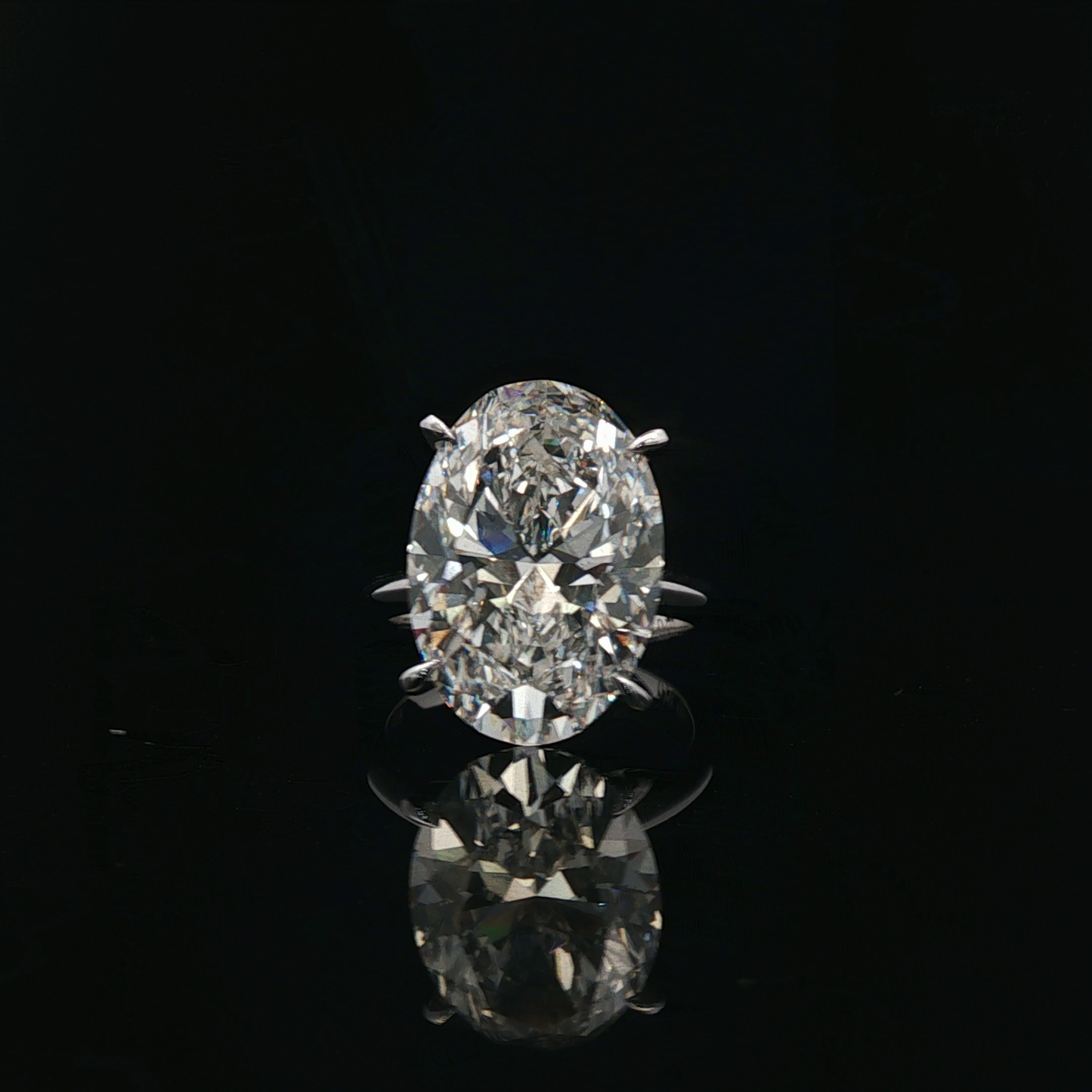 IGI Oval 10.08ct D VVS2 PT950