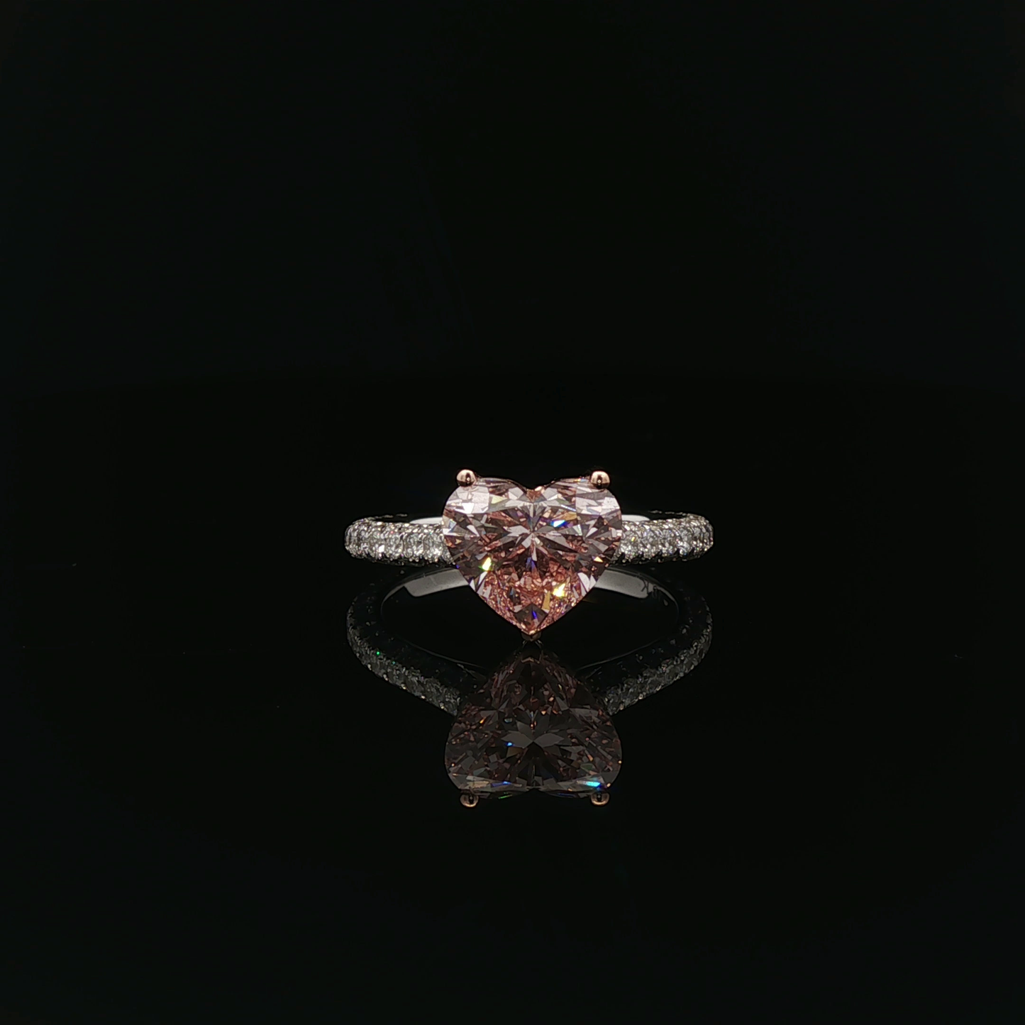 IGI Heart 3.05ct Fancy Intense Pink VVS2 18K/R&W