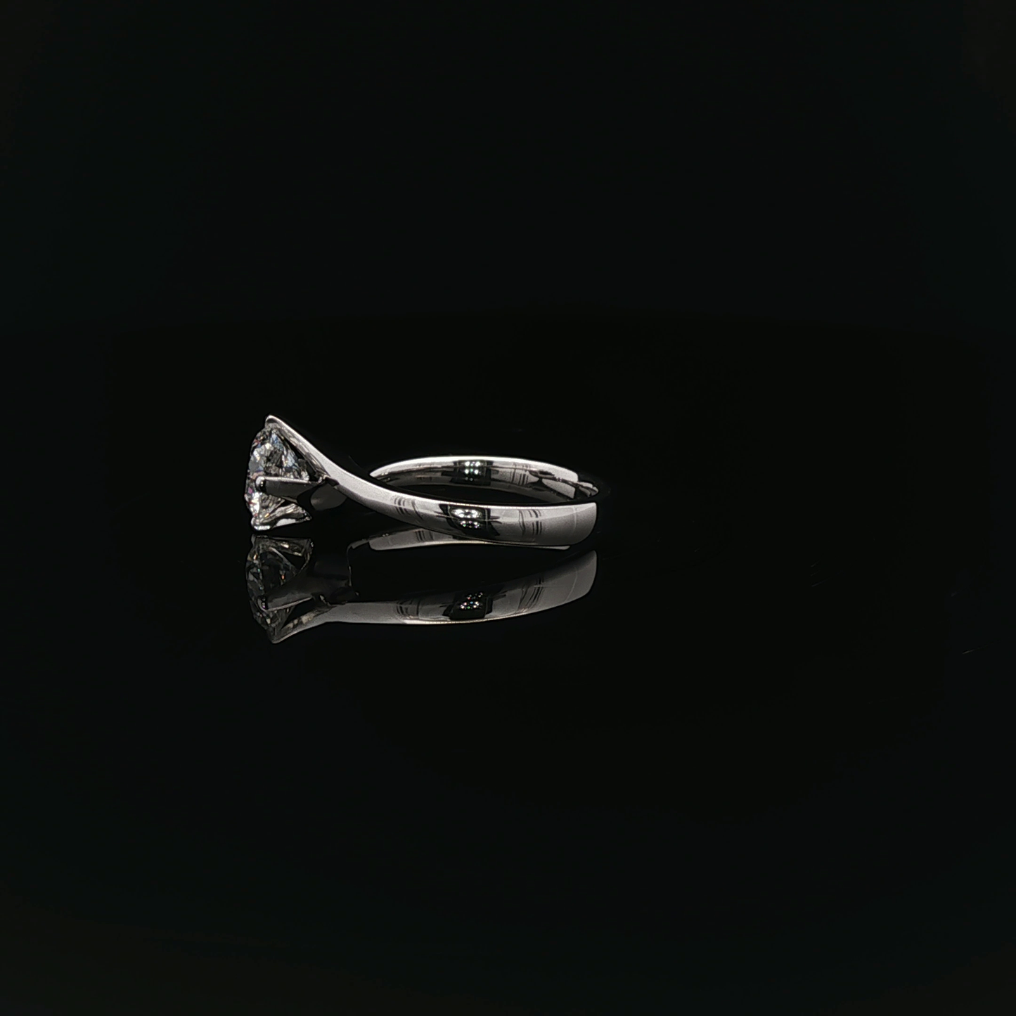 IGI Rd 1.03ct D VVS1 - 9,500$ HKD
