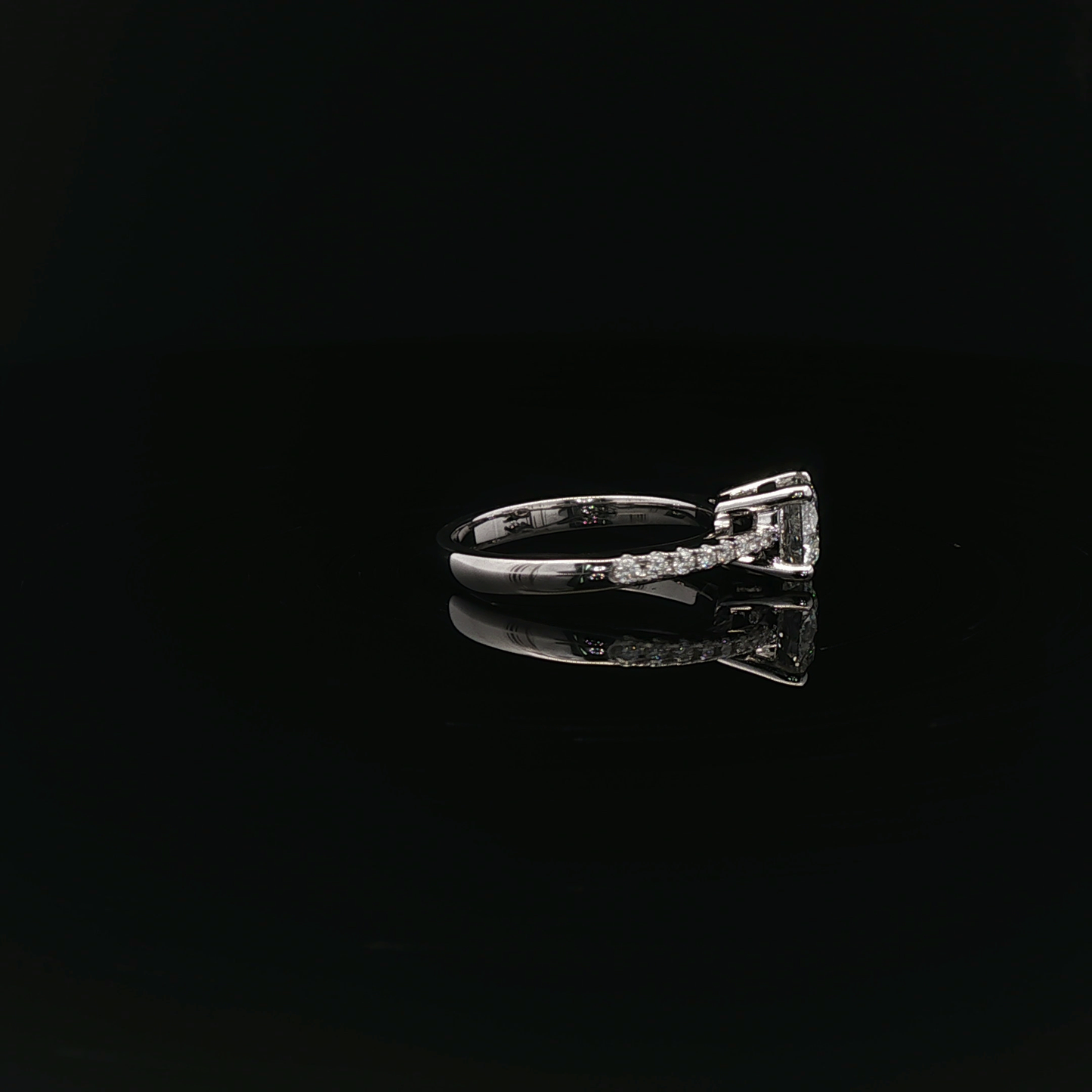IGI Rd 1.02ct D VVS1 - 9,900$ HKD