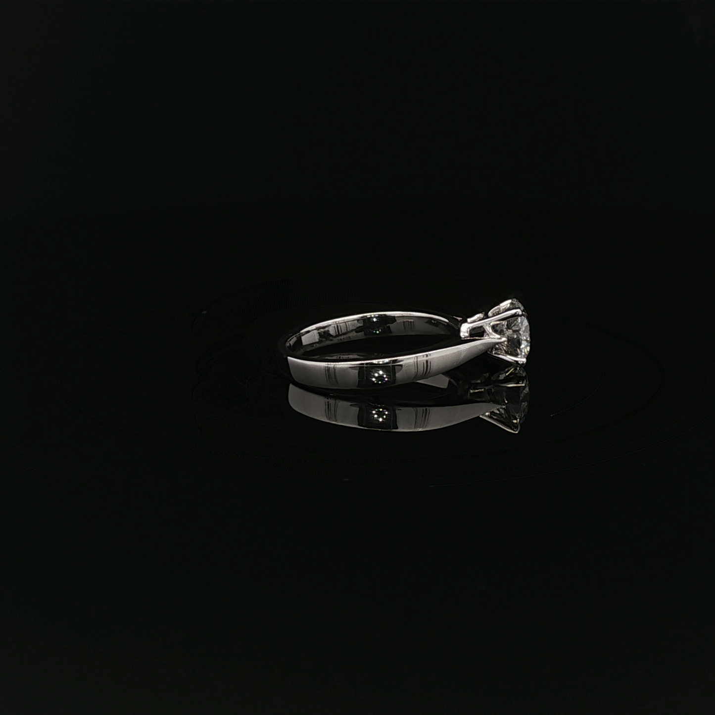 IGI Rd 1.03ct D VVS1 - 9,500$ HKD