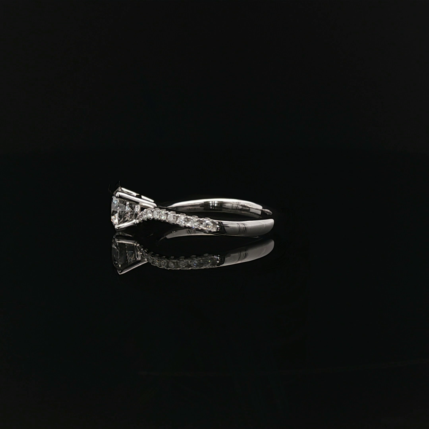 IGI Rd 1.03ct D VVS1 - 9,900$ HKD