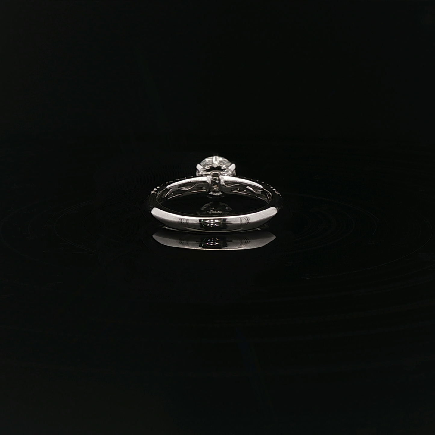 IGI Rd 1.01ct D VVS1 - 11,900$ HKD