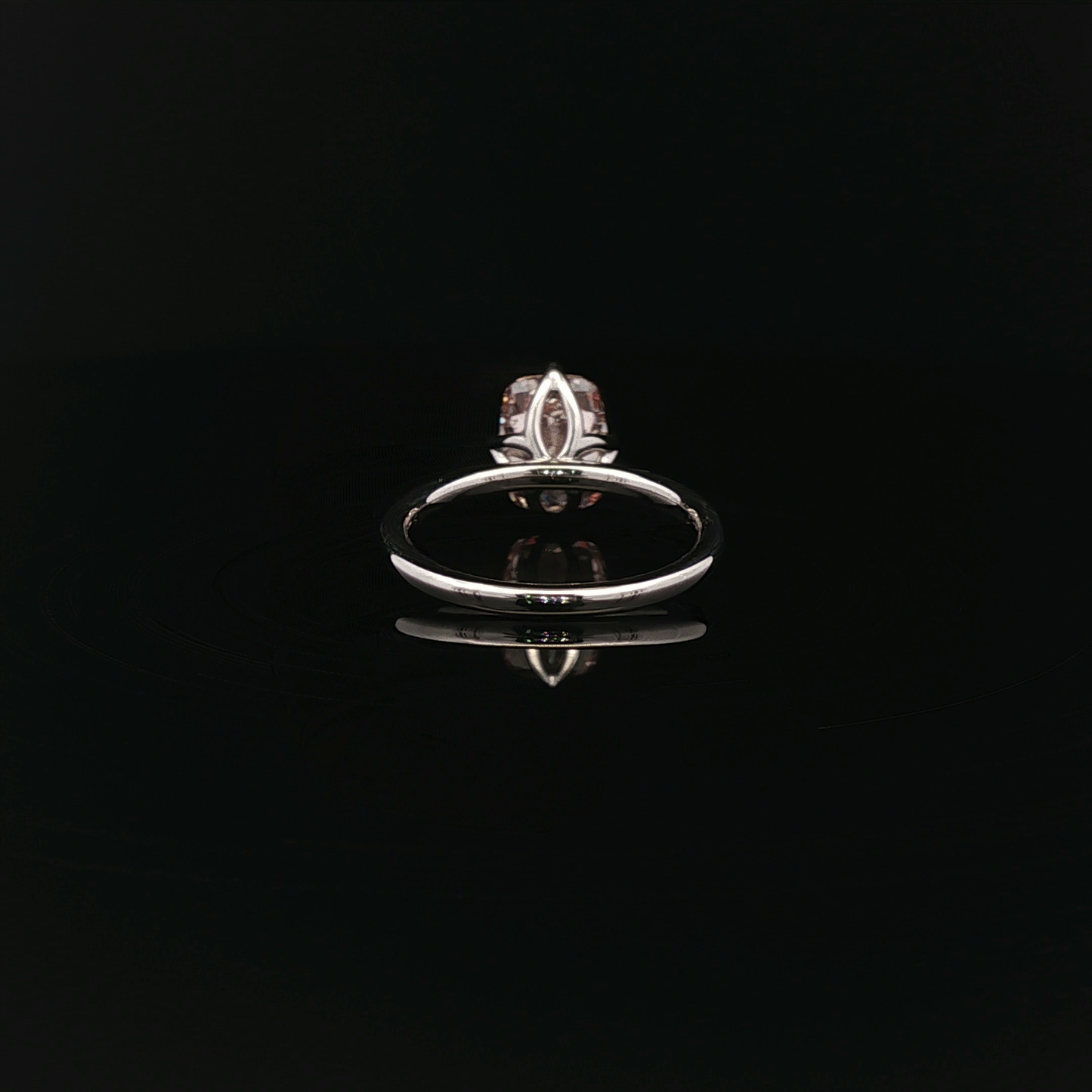 IGI Cushion 2.42ct Fancy Vivid Pink VS1 - 16,900$ HKD