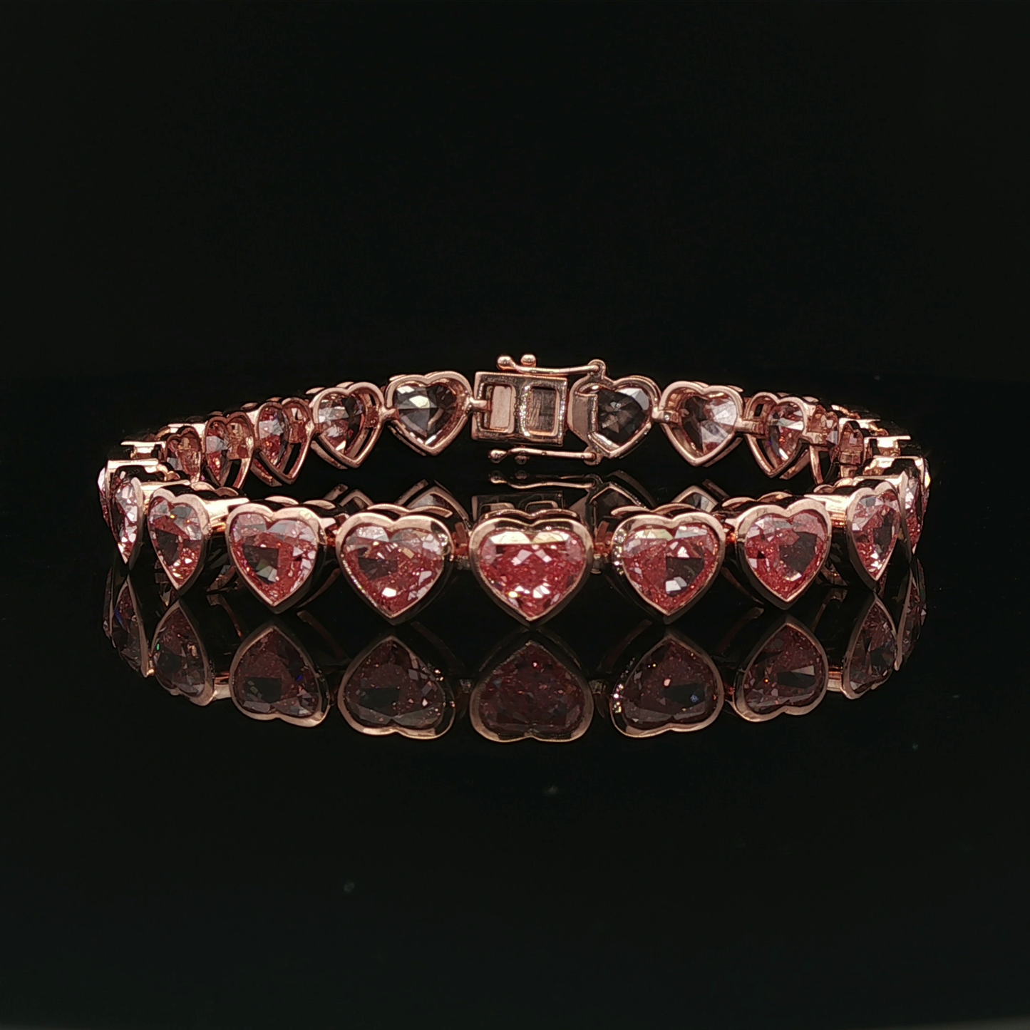Heart 25.81ct Tennis Bracelet 18KR